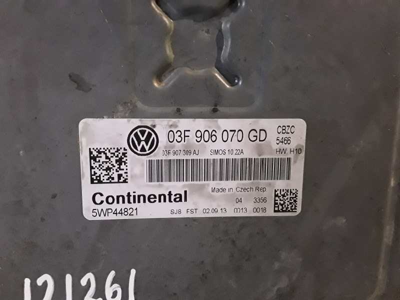 Recambio de centralita motor uce para volkswagen polo v (6r1) cbz referencia OEM IAM 03F906070GD/5WP44821/03F907309AJ  