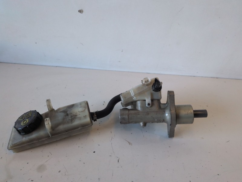 Recambio de bomba freno para ford focus berlina (cap) hwda referencia OEM IAM   
