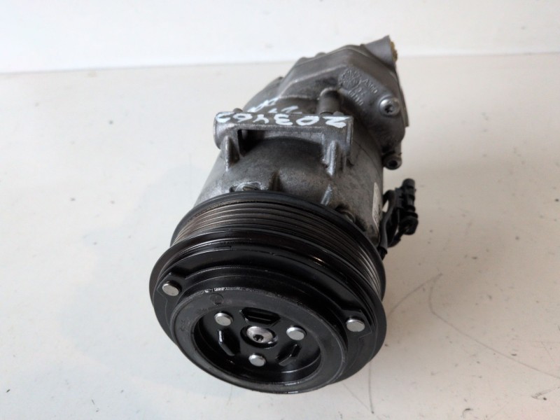 Recambio de compresor aire acondicionado para opel astra j berlina 5p a17dts referencia OEM IAM 13335251  