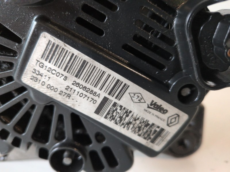 Recambio de alternador para renault megane iii berlina 5p k9k834 referencia OEM IAM 231000027R  