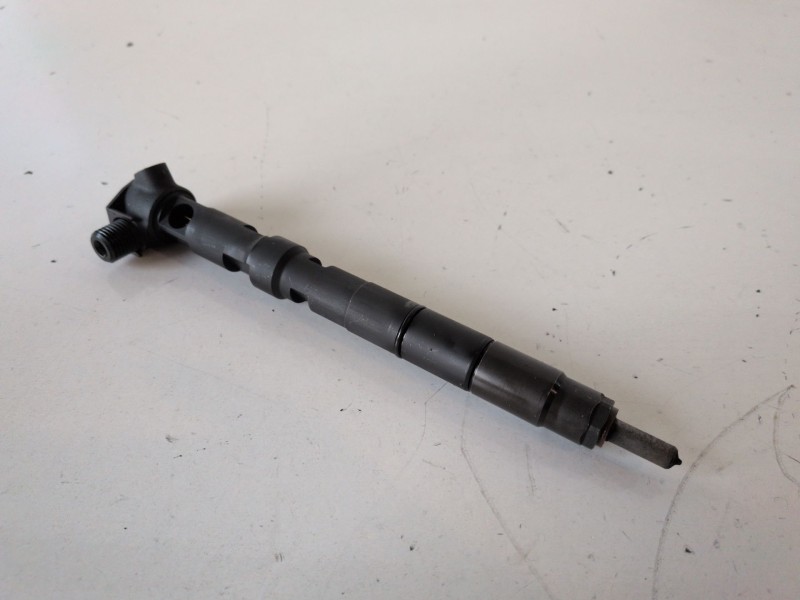 Recambio de inyector para seat ibiza berlina (6j5) cfwa referencia OEM IAM 28231462  