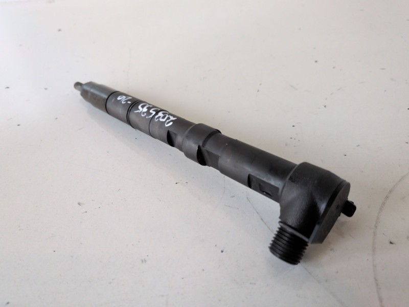 Recambio de inyector para seat ibiza berlina (6j5) cfwa referencia OEM IAM 28231462  