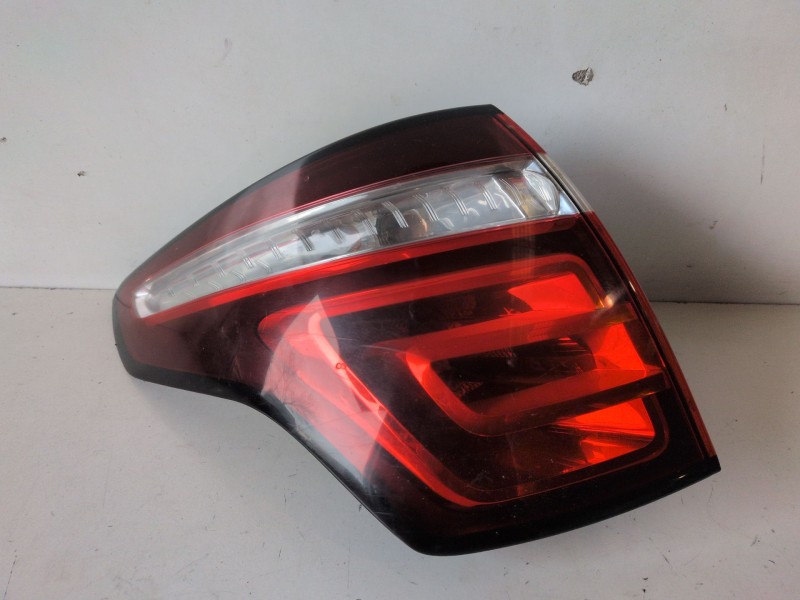 Recambio de piloto trasero izquierdo para citroen c4 picasso 9hz referencia OEM IAM 9673164880  