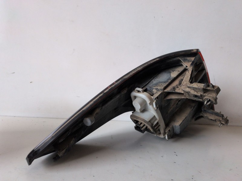 Recambio de piloto trasero derecho para citroen c4 picasso 9hz referencia OEM IAM 9673164780  