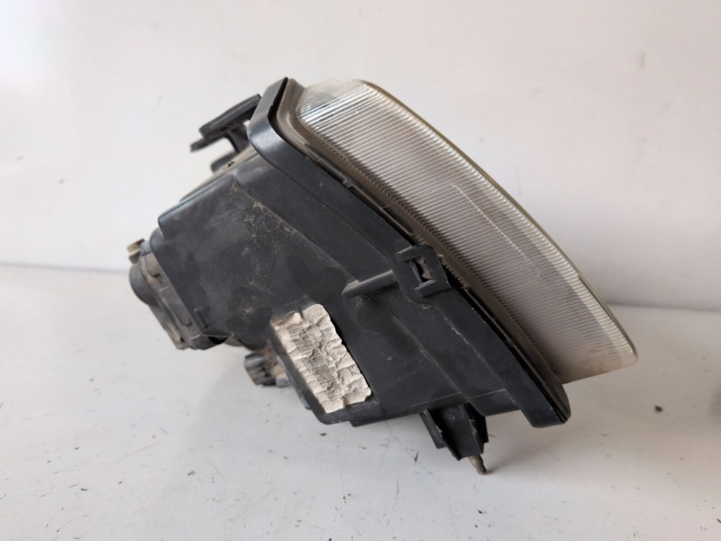 Recambio de faro izquierdo para land rover freelander (ln) 204d3 referencia OEM IAM   