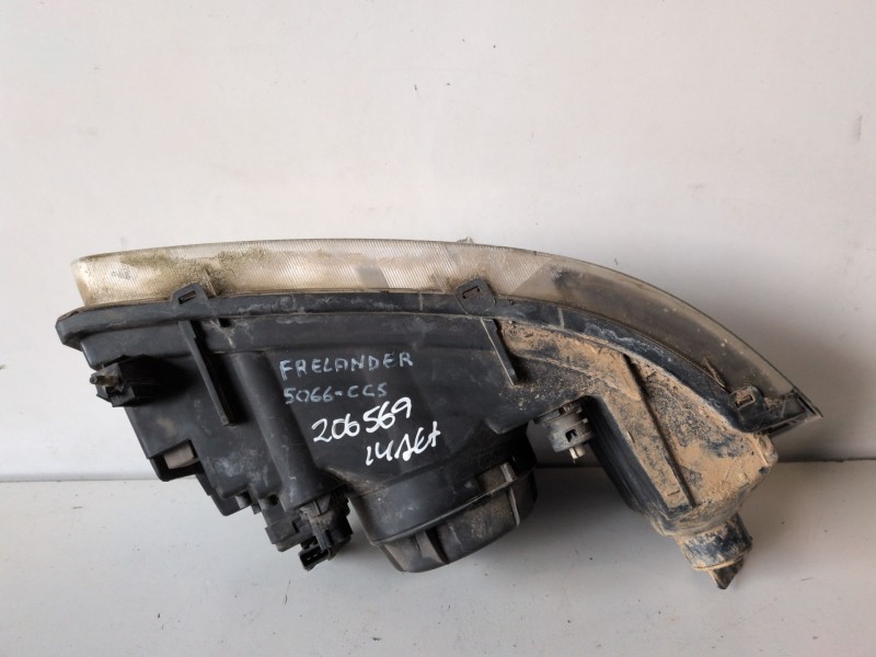 Recambio de faro izquierdo para land rover freelander (ln) 204d3 referencia OEM IAM   