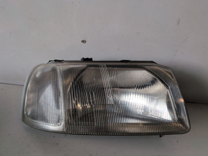Recambio de faro derecho para land rover freelander (ln) 204d3 referencia OEM IAM   