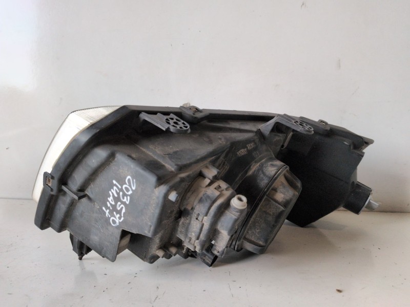 Recambio de faro derecho para land rover freelander (ln) 204d3 referencia OEM IAM   