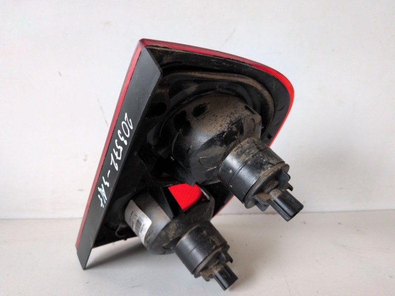 Recambio de piloto trasero izquierdo para land rover freelander (ln) 204d3 referencia OEM IAM   
