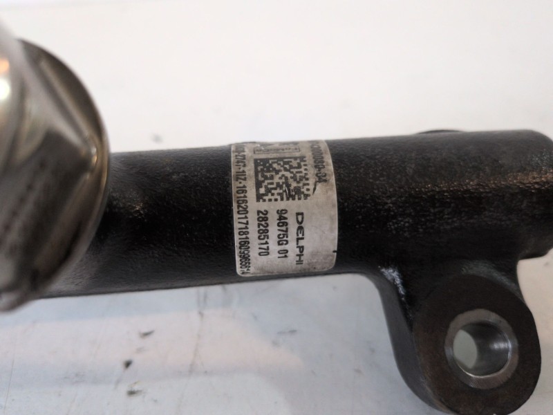 Recambio de rampa inyectora para peugeot expert furgón ahk referencia OEM IAM 94675G01  