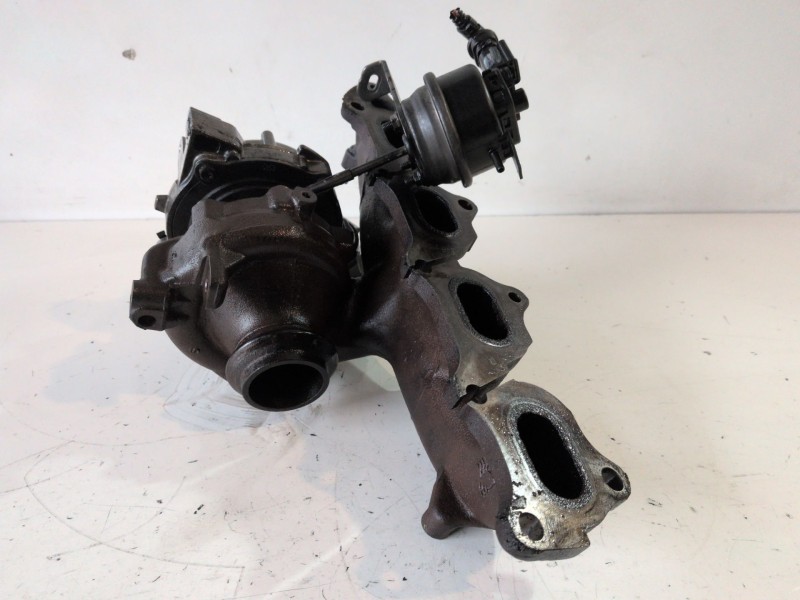 Recambio de turbocompresor para peugeot expert furgón ahk referencia OEM IAM 53039700394  