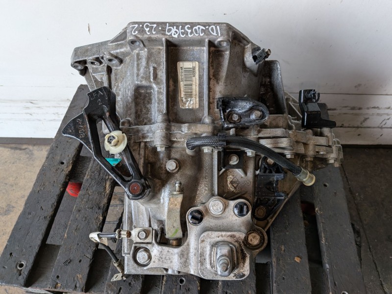 Recambio de caja cambios para renault megane iv berlina 5p r9m409 referencia OEM IAM ND4014  