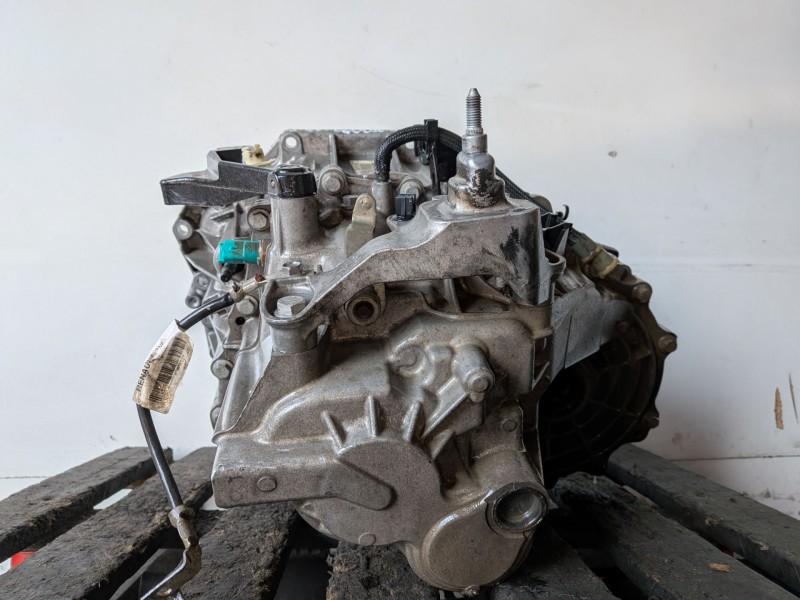 Recambio de caja cambios para renault megane iv berlina 5p r9m409 referencia OEM IAM ND4014  