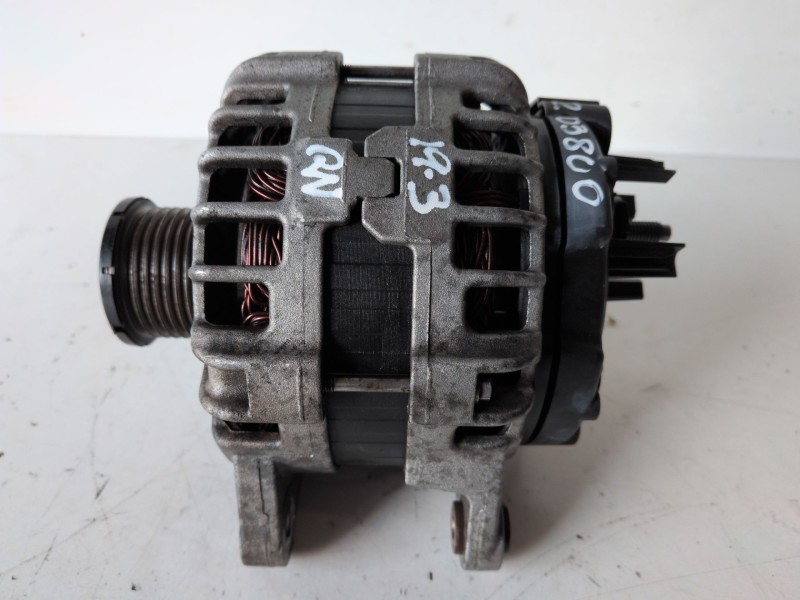 Recambio de alternador para renault megane iv berlina 5p r9m409 referencia OEM IAM 231004BE0BF  