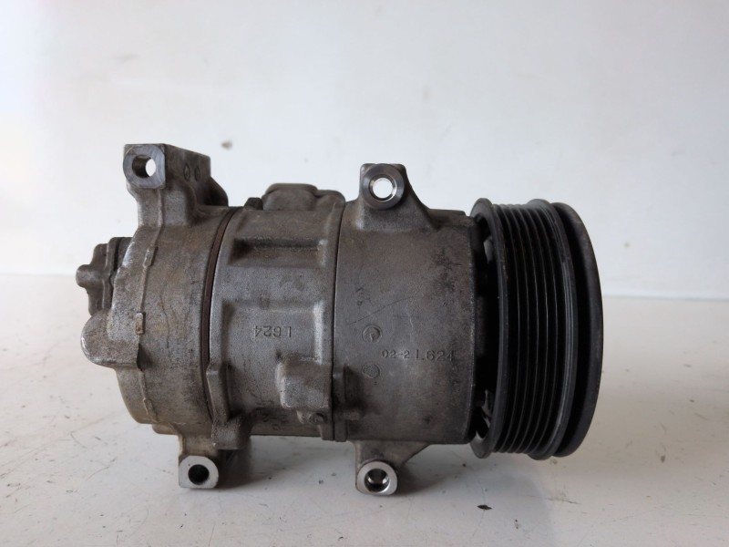 Recambio de compresor aire acondicionado para toyota auris (e15) 1zr referencia OEM IAM 4472601495  