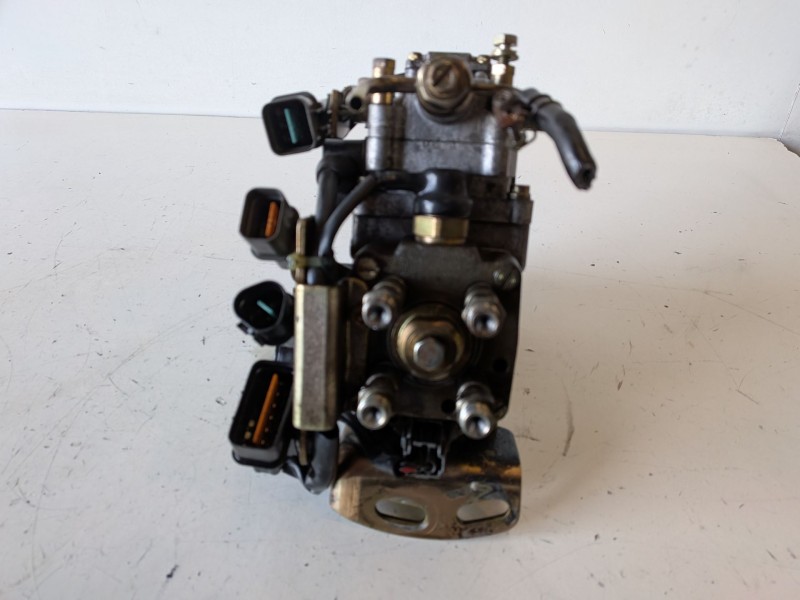Recambio de bomba inyeccion para mitsubishi montero (v20/v40) 4d56 referencia OEM IAM 4797787221  
