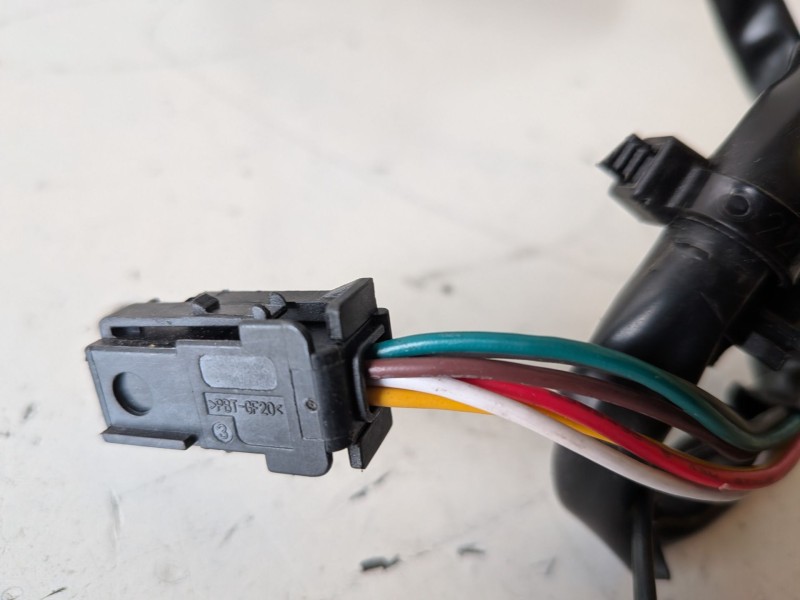 Recambio de retrovisor derecho para peugeot 207 8hr referencia OEM IAM   