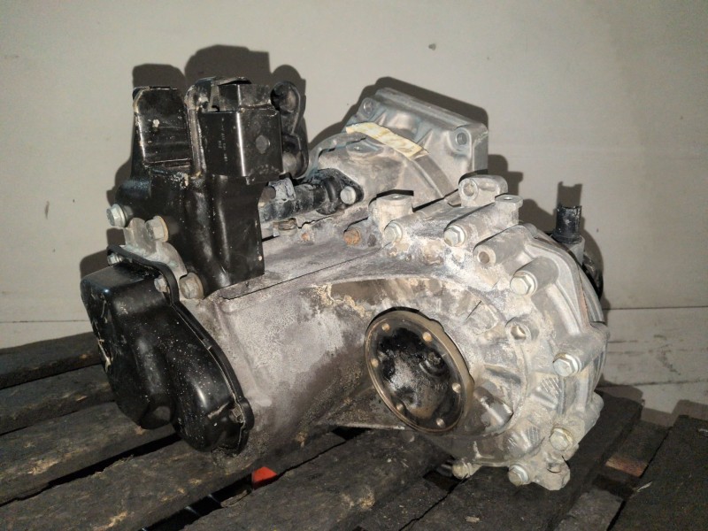 Recambio de caja cambios para volkswagen polo v (6r1) cayb referencia OEM IAM KFK  