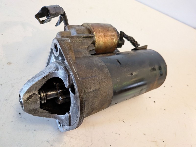 Recambio de motor arranque para ford focus berlina (cap) kkda referencia OEM IAM 0001109204  