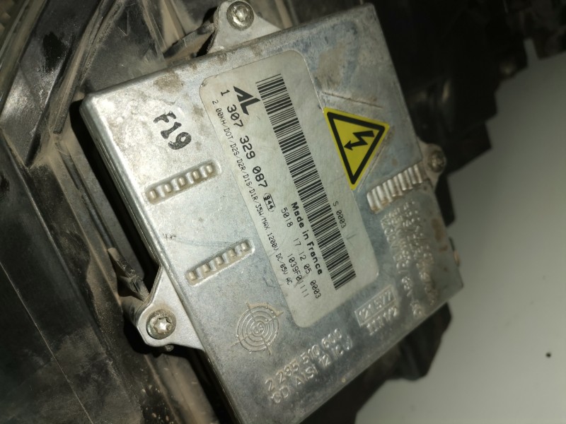 Recambio de faro derecho para mercedes-benz clase s (bm 220) berlina 628960 referencia OEM IAM A2208202461  