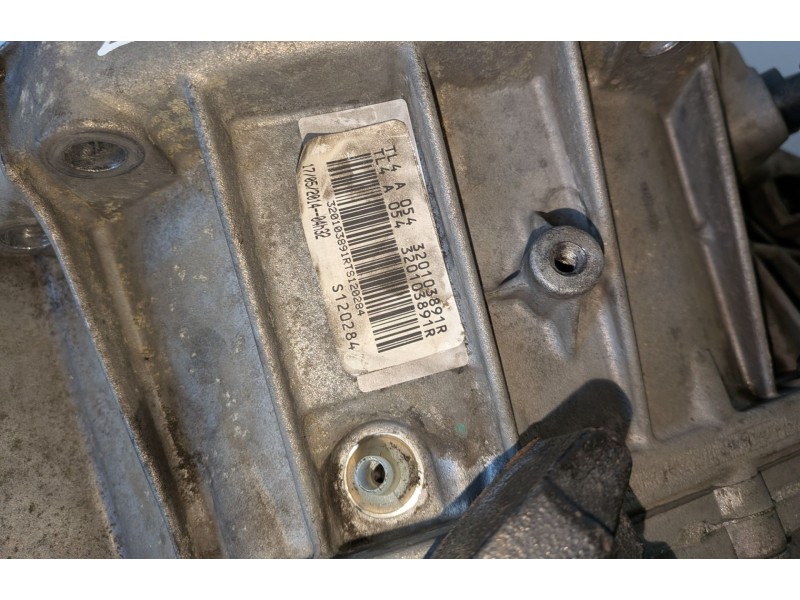 Recambio de caja cambios para renault megane iii berlina 5p k9k636 referencia OEM IAM TL4A054  