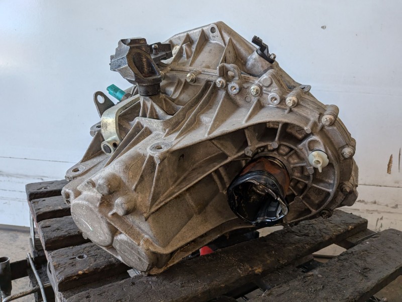 Recambio de caja cambios para renault megane iii berlina 5p k9k636 referencia OEM IAM TL4A054  