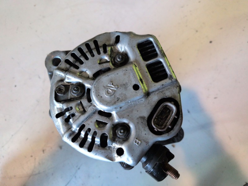 Recambio de alternador para hyundai accent (lc) d3ea referencia OEM IAM 3730027502  