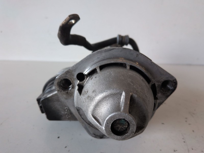 Recambio de motor arranque para volkswagen passat berlina (3b2) ajm referencia OEM IAM D7R33  