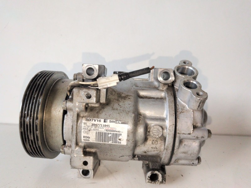 Recambio de compresor aire acondicionado para dacia sandero k9k792 referencia OEM IAM 8200866440  