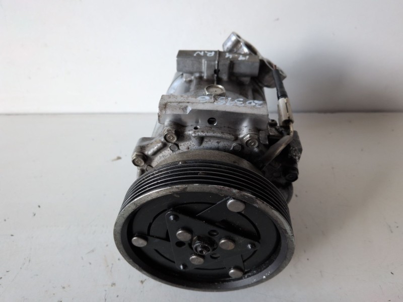 Recambio de compresor aire acondicionado para dacia sandero k9k792 referencia OEM IAM 8200866440  