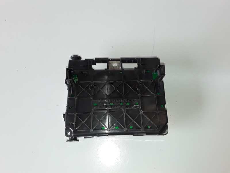 Recambio de caja reles / fusibles para peugeot partner (s1)(07.1996) wjy referencia OEM IAM BSMB2/964349898000  