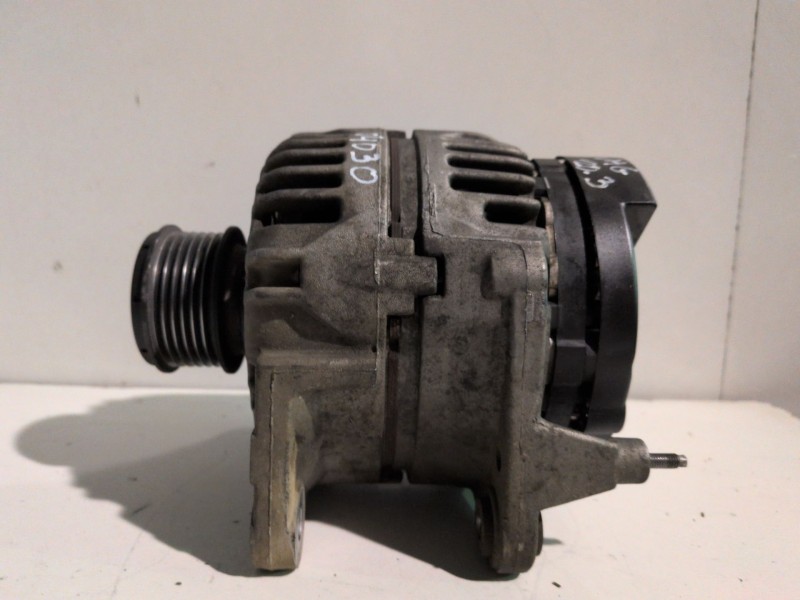 Recambio de alternador para seat cordoba berlina (6l2) atd referencia OEM IAM 038903023L  