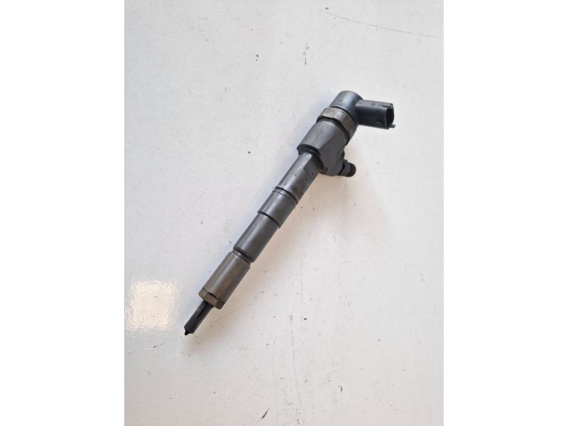 Recambio de inyector para saab 9-3 berlina z19dth referencia OEM IAM 0445110159  