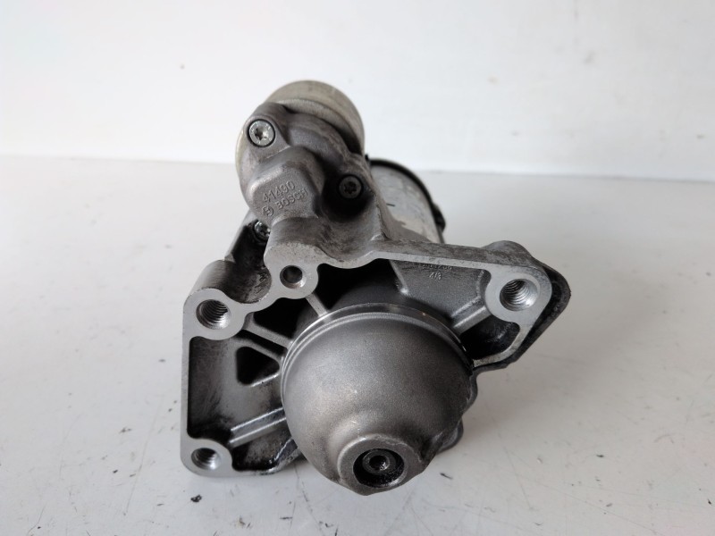 Recambio de motor arranque para renault megane iv berlina 5p r9m409 referencia OEM IAM 233000686R  