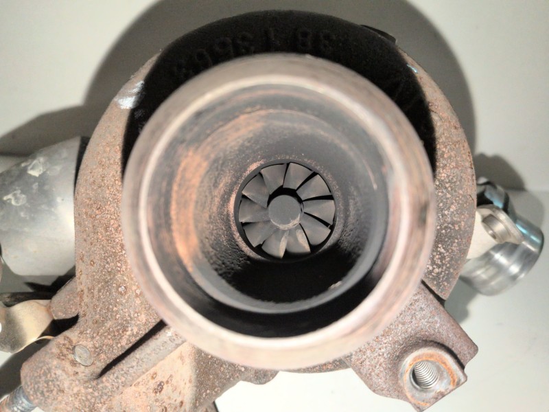 Recambio de turbocompresor para renault megane iii berlina 5p k9k636 referencia OEM IAM 54389700006  