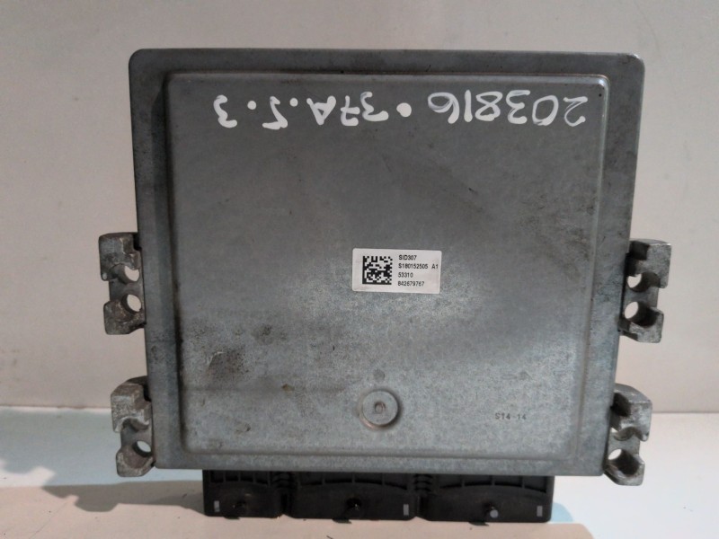 Recambio de centralita motor uce para renault megane iii berlina 5p k9k636 referencia OEM IAM 237104833R  