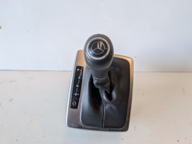 Recambio de palanca cambio para mercedes-benz clase c (bm 204) familiar 651911 referencia OEM IAM A20426775224  