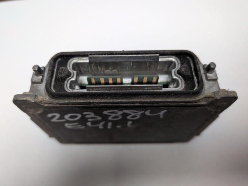Recambio de centralita faros xenon para opel vectra c berlina z19dth referencia OEM IAM 89034934  