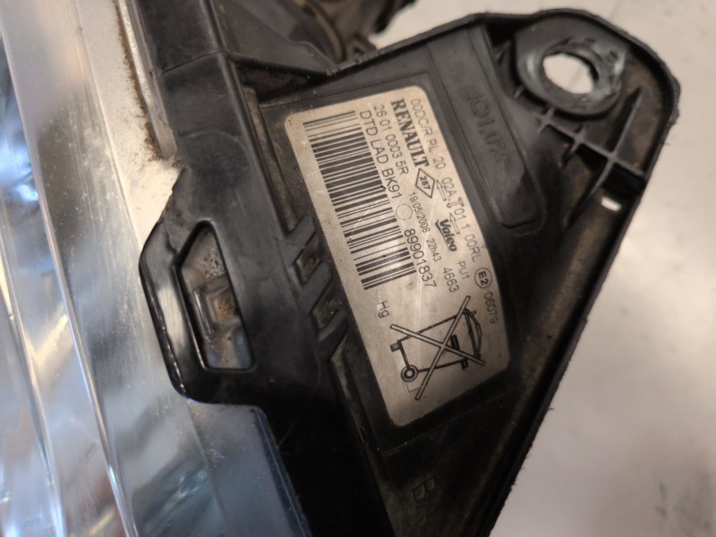 Recambio de faro derecho para renault laguna iii berlina m9r742 referencia OEM IAM 260100035R  