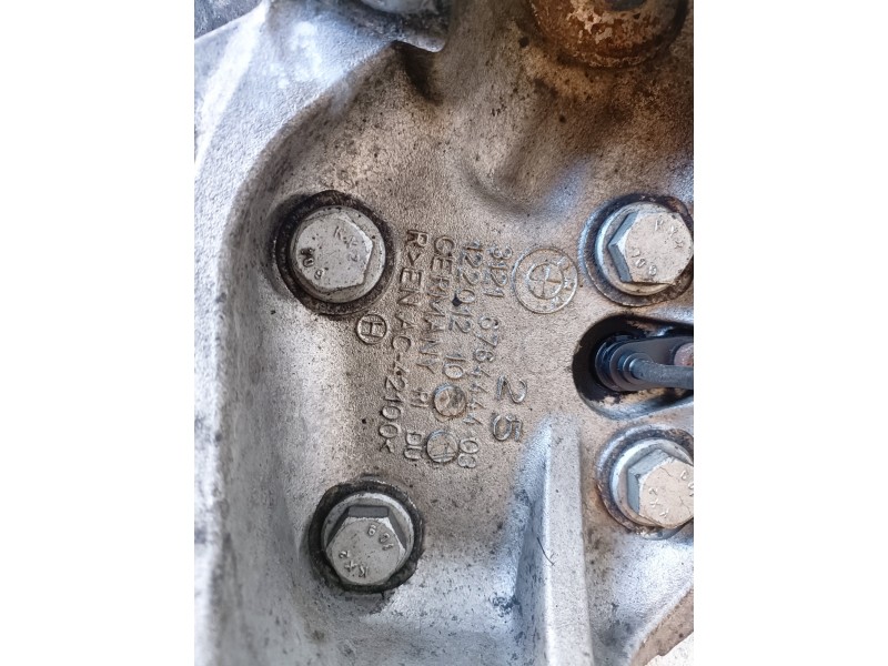 Recambio de mangueta delantera derecha para bmw serie 1 coupe (e82) n51b30a referencia OEM IAM 3121676444403  