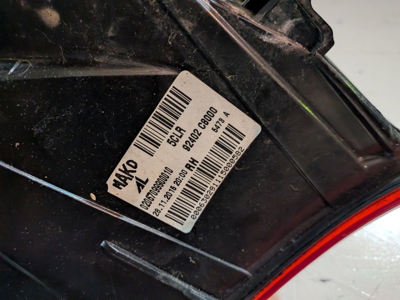Recambio de piloto trasero derecho para hyundai i20 (gb) g4la referencia OEM IAM 92402C8000  