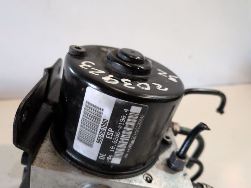 Recambio de abs para citroen c5 break rhr referencia OEM IAM 9657061080  