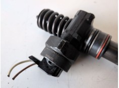 Recambio de inyector para volkswagen passat berlina (3b2) ajm referencia OEM IAM 038130073F   2