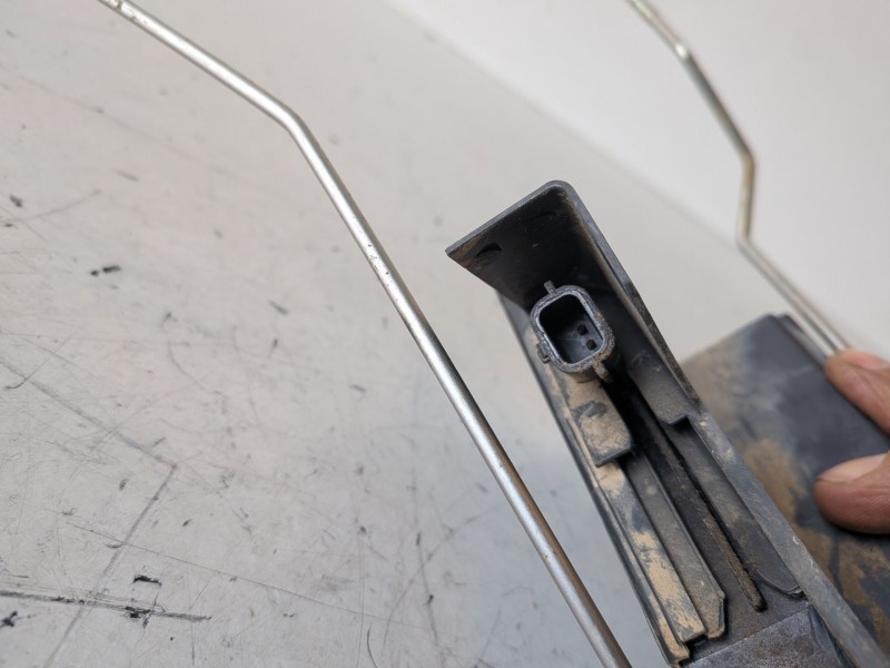 Recambio de cerradura puerta delantera izquierda para dacia sandero k9k612 referencia OEM IAM   