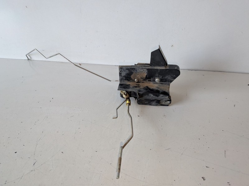 Recambio de cerradura puerta delantera izquierda para dacia sandero k9k612 referencia OEM IAM   