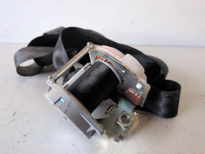 Recambio de cinturon seguridad trasero izquierdo para toyota proace verso ah01 referencia OEM IAM 98130111XX  