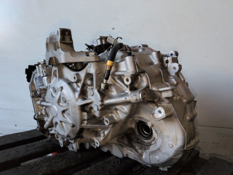 Recambio de caja cambios para peugeot 308 sw bhz referencia OEM IAM 20GE23  