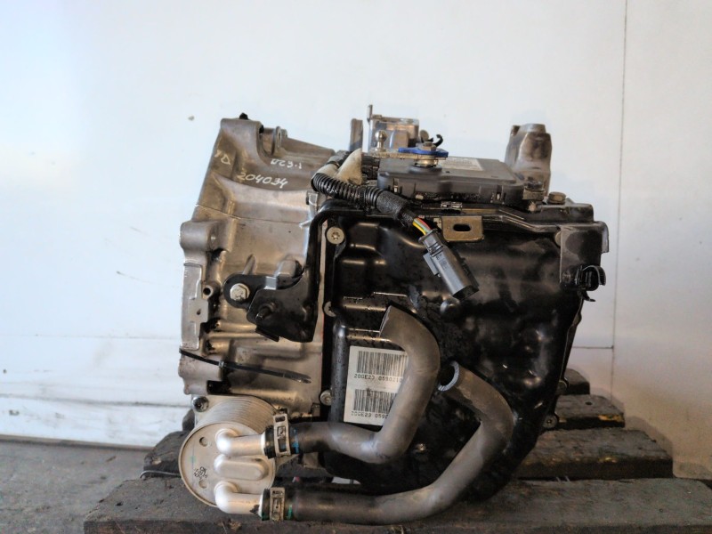 Recambio de caja cambios para peugeot 308 sw bhz referencia OEM IAM 20GE23  