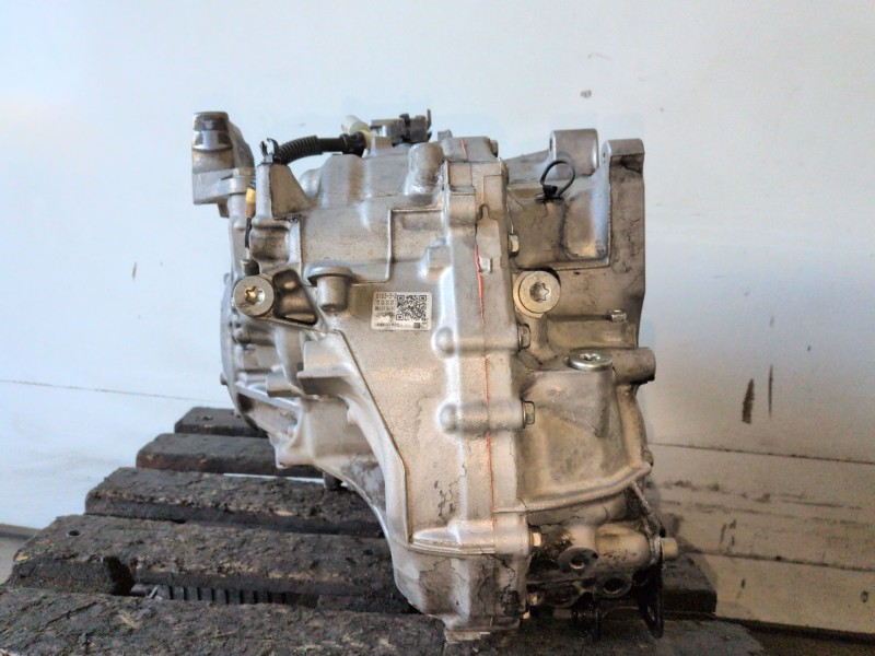 Recambio de caja cambios para peugeot 308 sw bhz referencia OEM IAM 20GE23  
