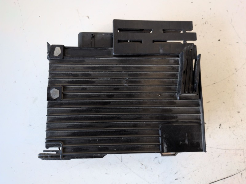 Recambio de centralita motor uce para peugeot 308 sw bhz referencia OEM IAM 0281032456  